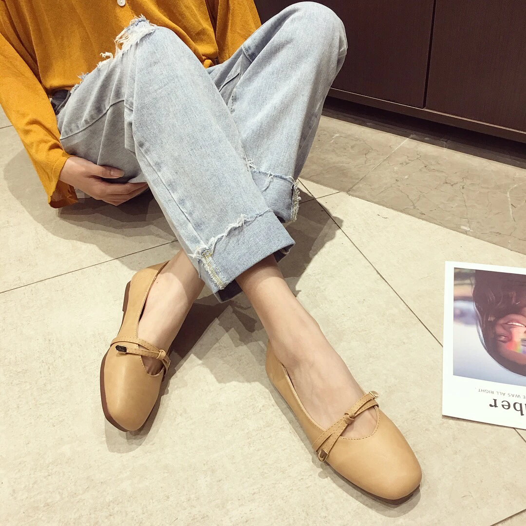 2019 г. Новые весенние туфли с квадратным носком на плоской подошве Mary Jane в стиле