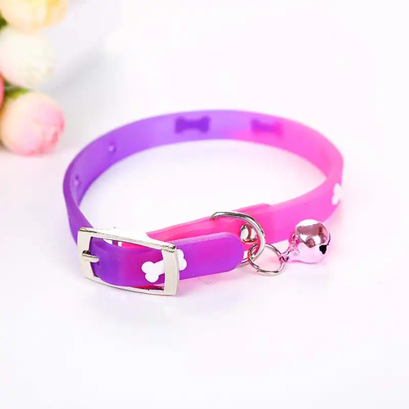 

Pet Cat Dog Bone Patterns Silicone Adjustable Traction Collar with Bell Color Random Pinch Collars