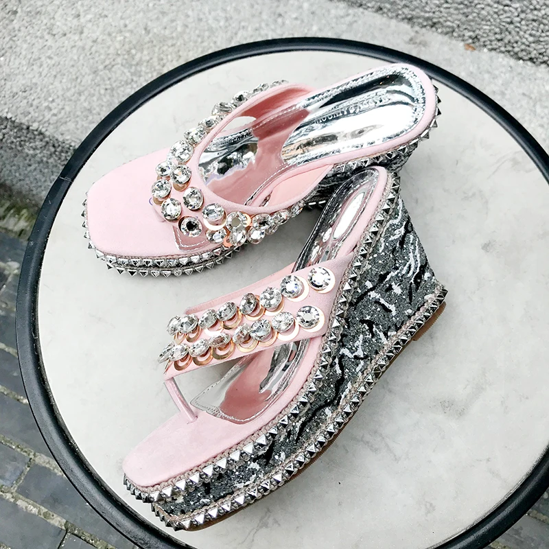 

2019 Women Crystal Wedges Sandals Sequins Pink Mules Slides 10cm High Heels 4cm Platform Slippers Summer Flip Flop Shoes YCH-25