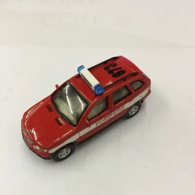 Мини-1/72 специального литого металла разнообразие Изысканный автомобиль украшения Коллекционная модель игрушки для детей - Цвет: E