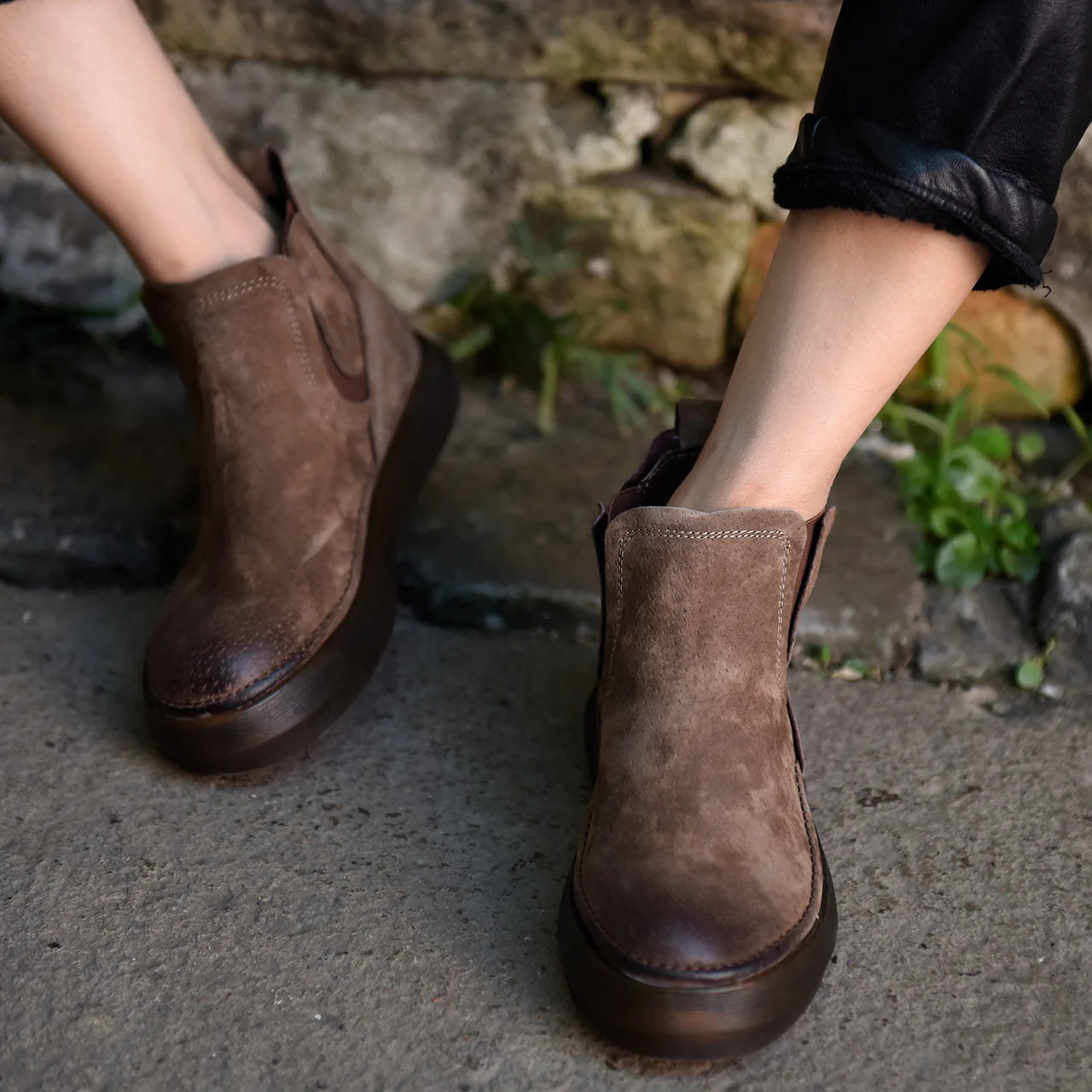 

Artmu Original Autumn and Winter New Leather Leisure Martin Boots Comfortable Ankle Boots Platform Handmade Women Boots AM1817