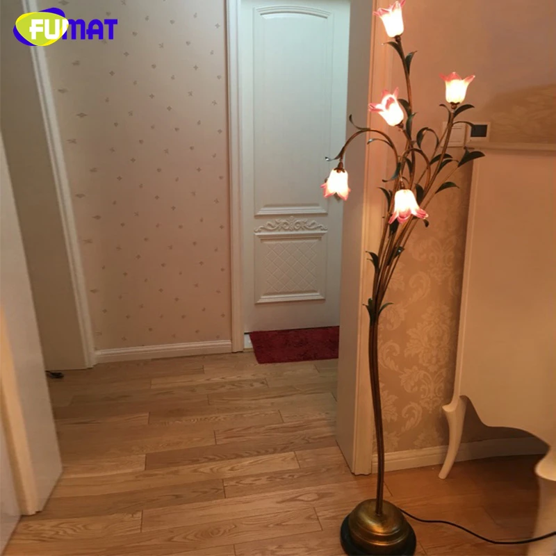 lily floor lamp