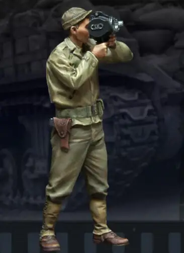 

1/35 Resin Figures US Army War Correspondent 1pc