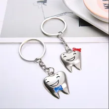 Креативная 1 пара мультяшных зубов цепочка для ключей с подвесками на изображение инструментов зубного Врача украшения Брелки цепочки из нержавеющей стали зуб Модель Форма стоматологический Автомобильный ключ держатель