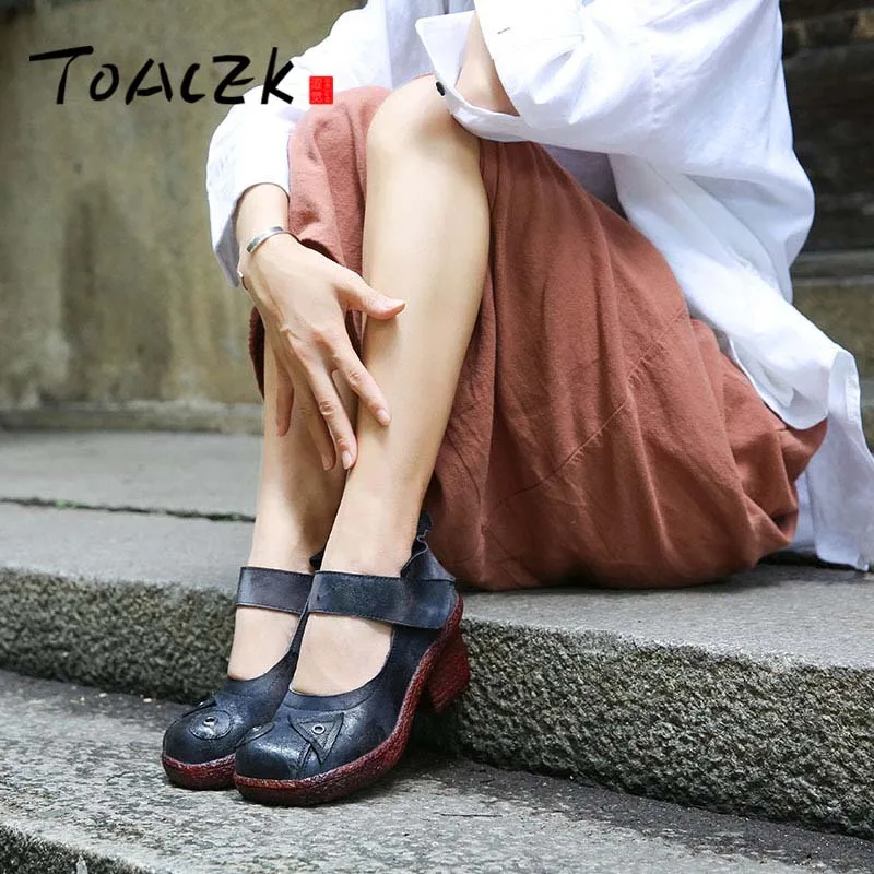 

Autumn new retro round head high heels female European and American wedges single shoes