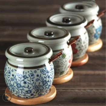

four seasons Underglaze Salt tank Cooked oil Japanese-style Condiment bottles Spice jar ceramics seasoning box Pepper cans