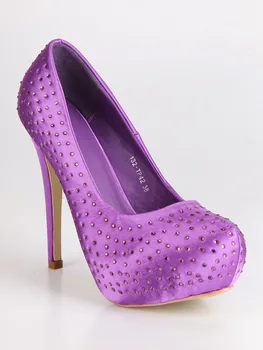 

Pumps with platform and rhinestone