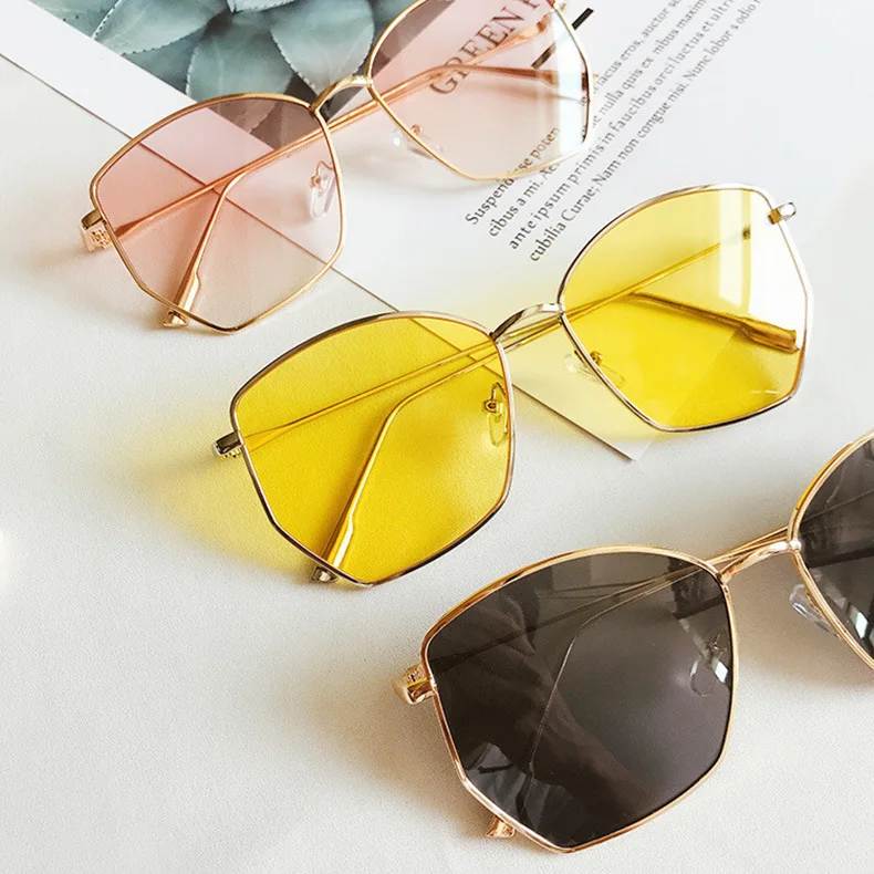 

Retro Classic Vintage Irregular Sunglasses Men Brand Designer Sun Glasses Women Metal Frame Black Lens Eyewear Gradient Shades