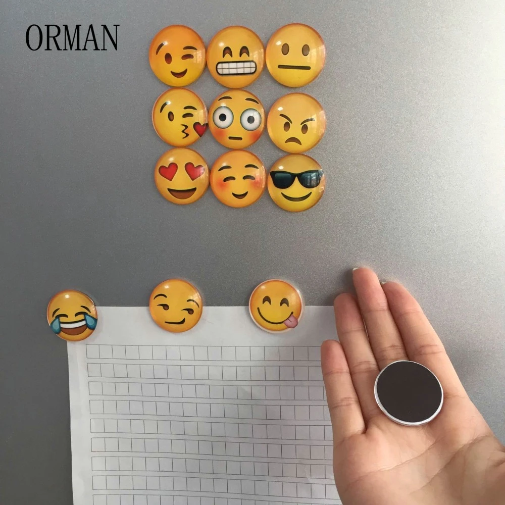 1pcs Cute Round Cartoon Smile Emoji Face Refrigerator Sticker Fridge