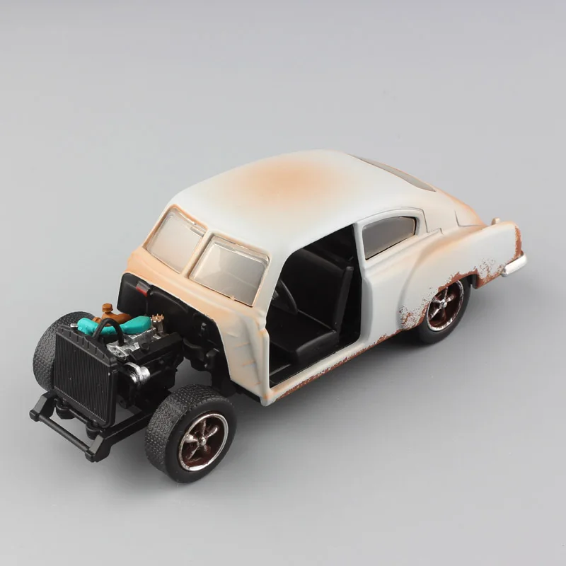 

1:32 Scale kid's mini FAST & FURIOUS Chevrolet Fleetline 1951 sedan Sportmaster metal diecast modeling cars sports toys for boys