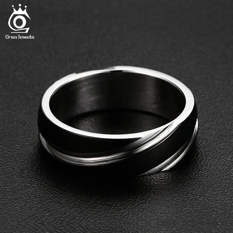 ORSA JEWELS 2018 New Fashion Daily Wear Rings Top Quality Lead & Nickel Free Black Color Stainless Steel Men Party Rings OTR60