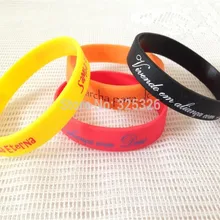 Горячая заказной дизайн 500 шт/партия пользовательские силиконовые браслеты текстовый Логотип Слова печатных рекламный браслет