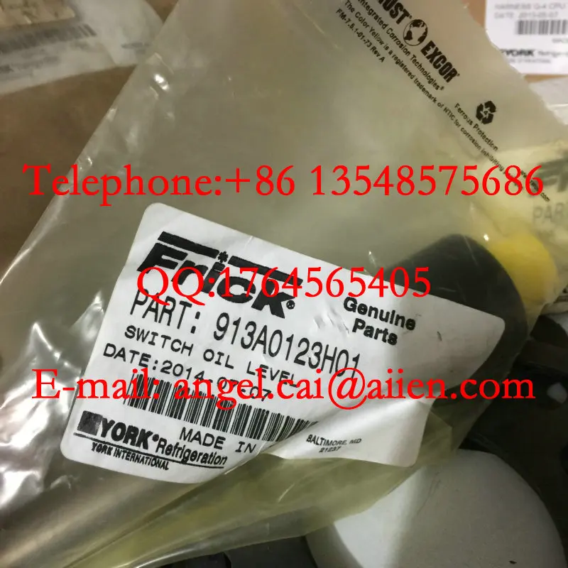 

913A0123H01 Liquid level sensor