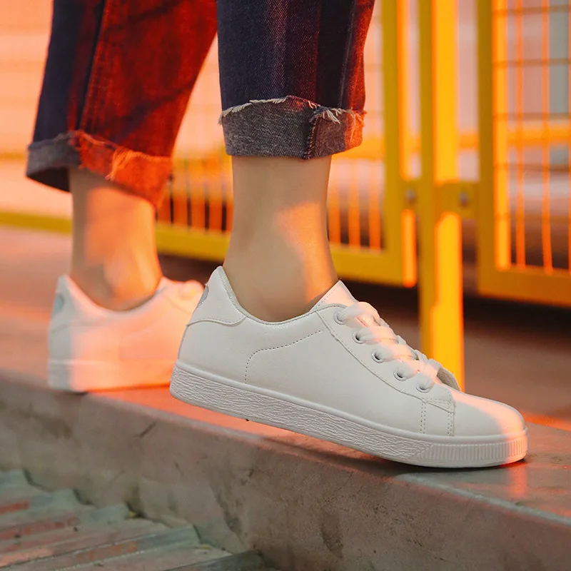 

2019 New Fashion Sneakers White Shoes Flat Shoes For Female StudentsWomen's Vulcanized Shoes Women Drop Shipping