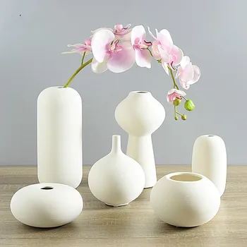 

White Small Vase Modern Art Decorative Vase Chinese Porcelain Vase