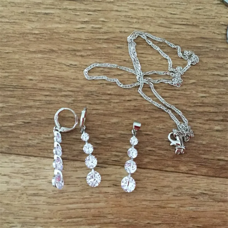 UTB8f9Oeyo_4iuJk43Fqq6z.FpXao