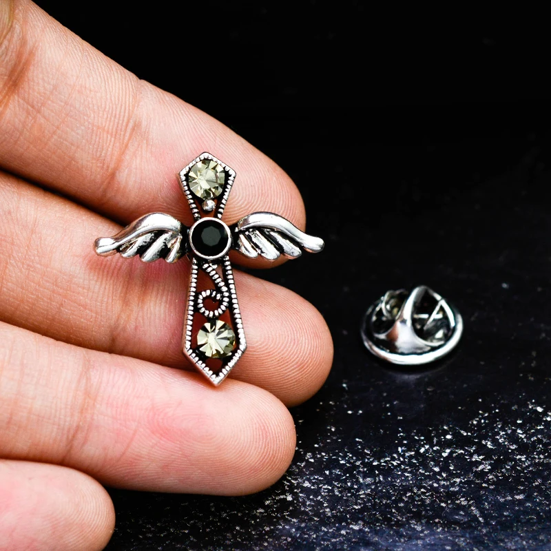 Classic Vintage Rhinestone Cross Men Lapel Pin Brooches Fine Gift for Men Brooches Collar Party