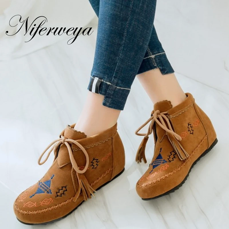 

New Spring/Autumn flock women shoes Big size 33-43 Fashion Round Toe Embroider Height Increasing Lace-Up Ankle boots