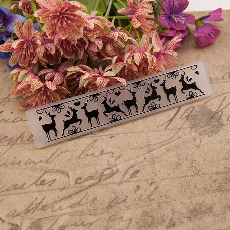 

ZFPARTY Deer Plastic Embossing Folders for DIY Scrapbooking Paper Craft/Card Making Decoration Supplies