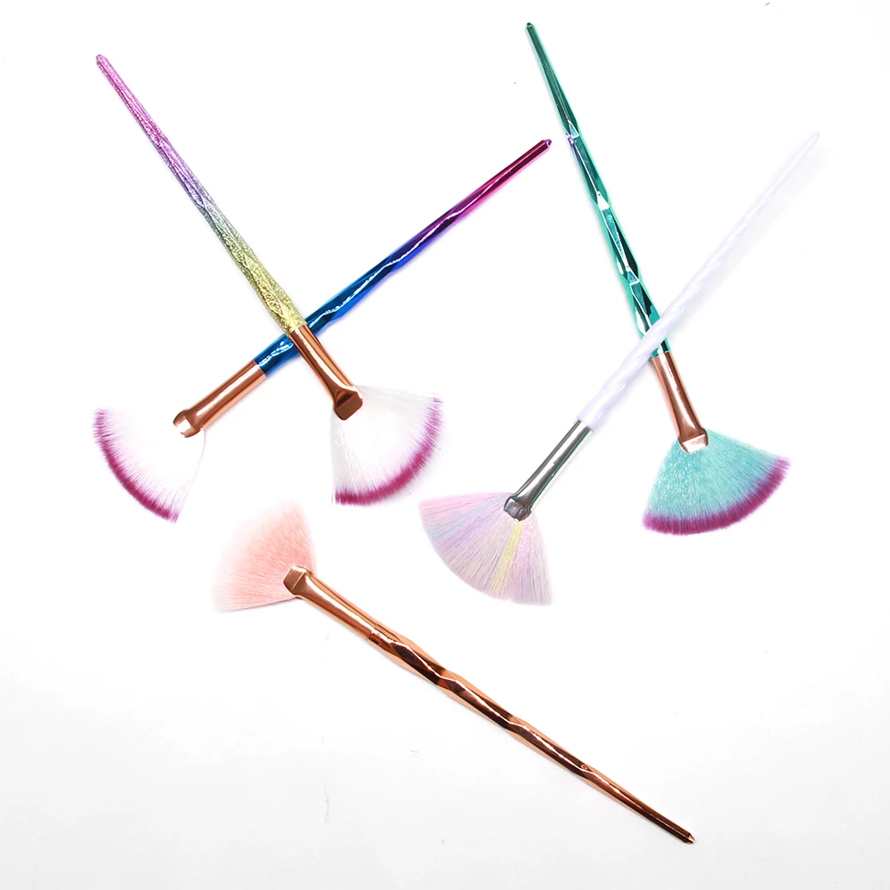 

Soft Fan Makeup Brushes Blending Contour Cheek Blusher Powder Sector Makeup Brush 5Pcs Brushes Set Facial Beauty Foundation Tool