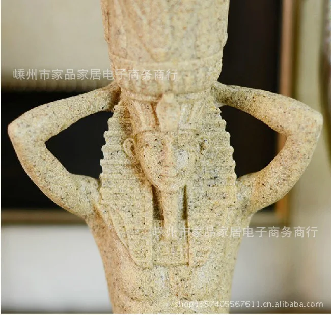 

The second round of Specials! Original 62 yuan Puig sandstone ornaments candle Taiwan and Egypt maid kneeling like decorations o