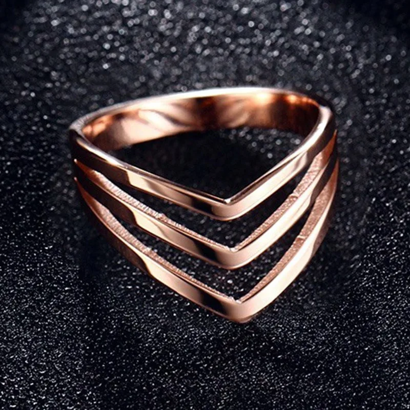 Meaeguet Chevron Design Shape 3V Ring For Women Titanium Steel Wedding Bands Bague Trendy Letter Jewelry