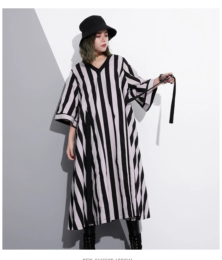 

Women Summer Oversized Loose Casual Short Sleeve Black White Striped Dress Female Streetwear Punk Gothic V-neck Long Dresses