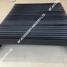 U типовой станок с ЧПУ типа «гармошка» мехов внутри: W330mm х 25 мм, длина = 600 мм