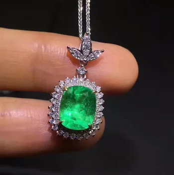 

AGL Fine Jewelry Real 18K White Gold AU750 Natural Emerald Gemstones 2.92ct Female Pendants for Women Fine Necklace