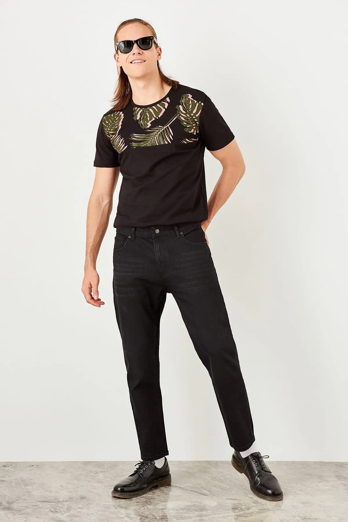 

Trendyol New Black Men 'S Relax Fit Jeans TMNSS19KE0004