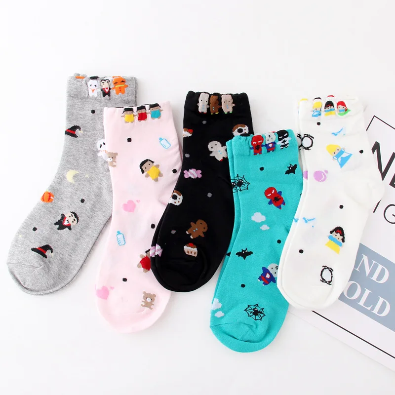 

2019 Women's socks new curling cartoon Santa Claus and Halloween deodorant corners wild cute girl socks