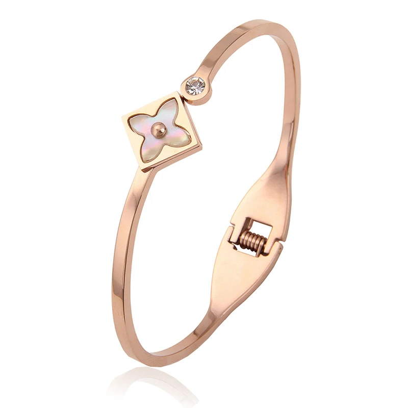 

Female Stainless Steel Cuff Bangles Jewelry with Natural Shell Four-Leaf Clover Rose Gold Bracelets with Crystal for Women