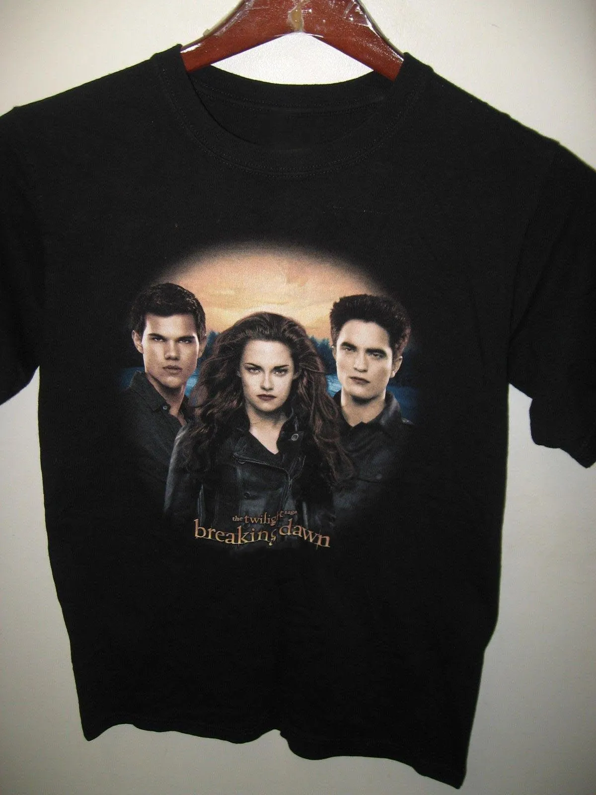 

Breaking Dawn The Twilight Saga Part 2 Taylor Lautner 2012 Movie T Shirt shirt Summer The New Fashion For Short Sleeve