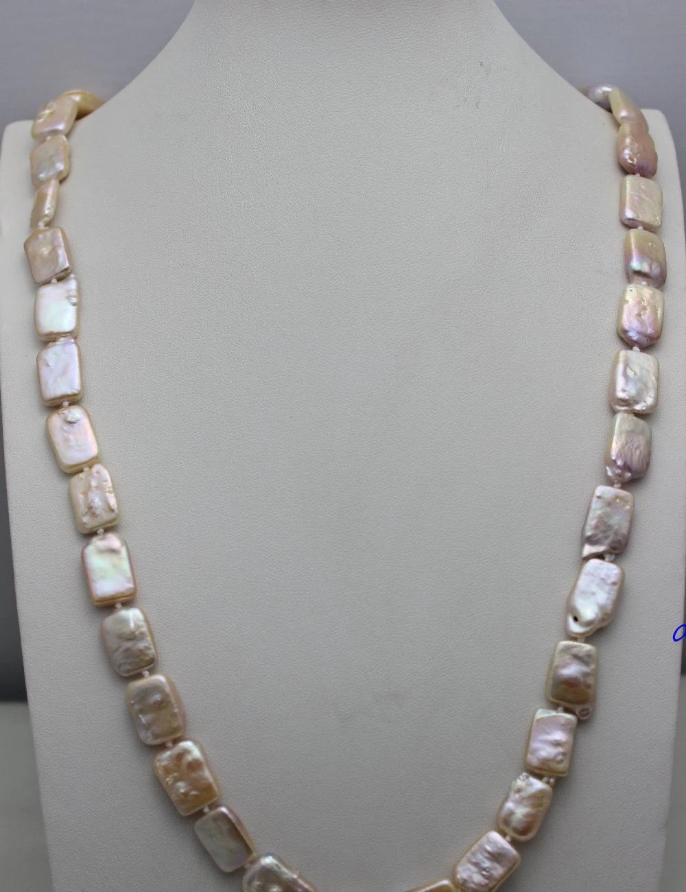 

Natural color pink Freshwater pearl Necklace 11x15mm 31 No Metal "Handmade