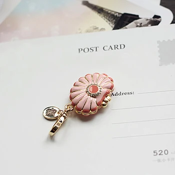 

Pearl inside Pink Clam Shell Charm wear on a Bracelet Necklace pendant or Handbag Key Chains For Women Jewelry