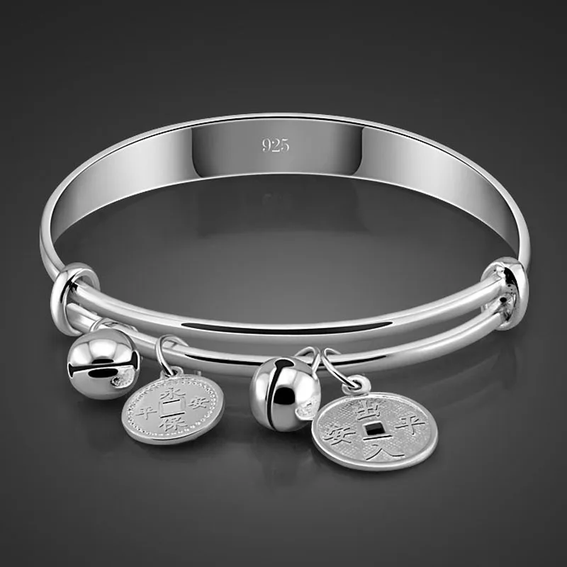 Chinese style sterling silver children's bracelet.Solid 925 silver