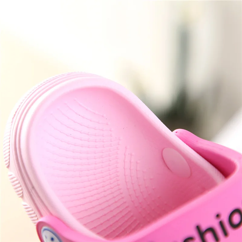 Kids Girls Slippers Children Flip Flops Barefoot Child Cartoon Fruit Strawberry Beach Shoes Swimming Slipper Summer For Baby