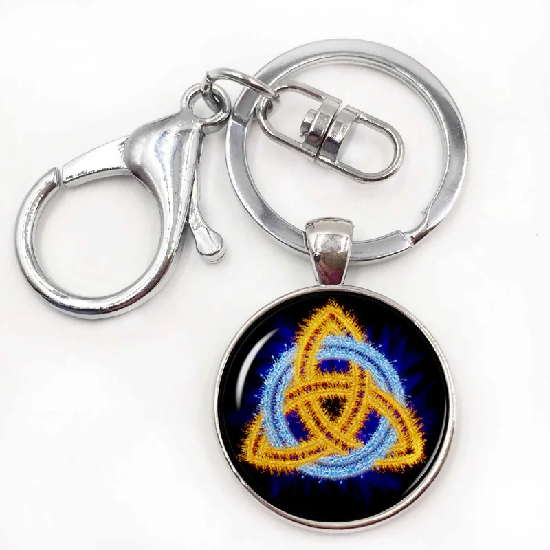 10silver keychain.