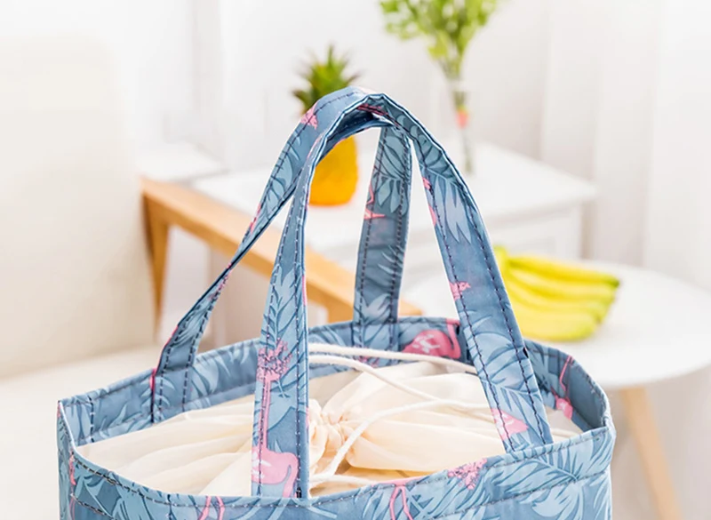 8368732776_888491151