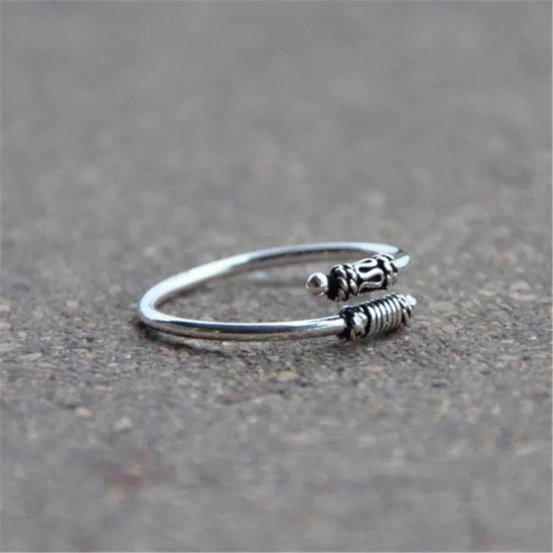 

Boho Adjustable Ring Gypsy Ethnic Tibetan Ring for Men Women Wedding Vintage Thai Silver Color Punk Indian Tribal Totem Ring r34