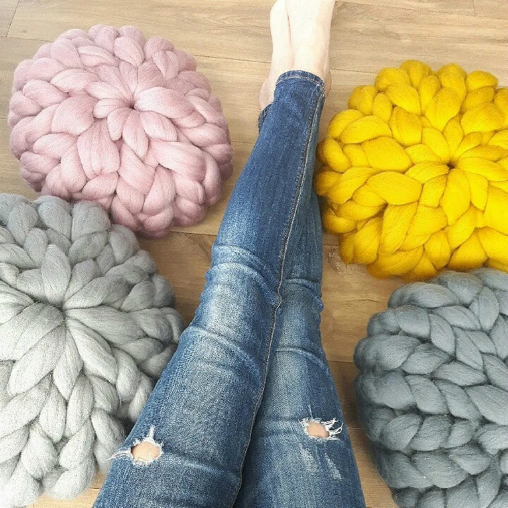 

Chic Creative handmade knitting coarse wool cushions cute Round Knitted Flower mats wool cushions Sofa pillow Bed Party Decor