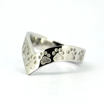 

Solid Sterling Silver Paw Ring,Puppy Feet Ring, Dog Footprint Wishbone Ring