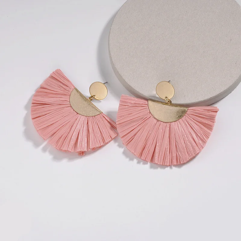 

F.J4Z Fashion Bohemian Earrings Raffia Straw Fan Shape Charm Earrings Party Show Dressing Up Women Jewelry gifts