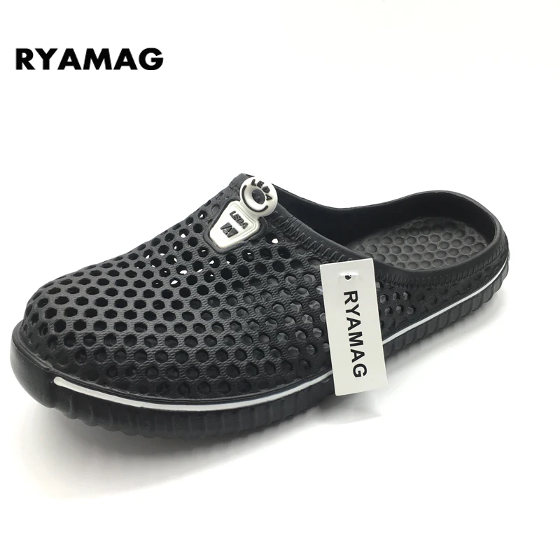 

2017 Women's kroksy Clogs Air mesh sandals Casual slippers cooler water croc and Mules flat Jelly Garden shoes honeycomb batts