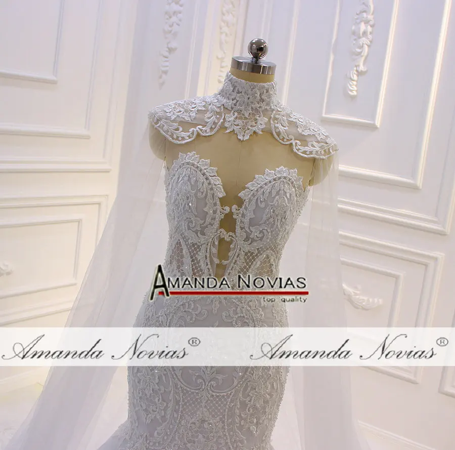 Дизайн свадебное платье русалки с накидкой