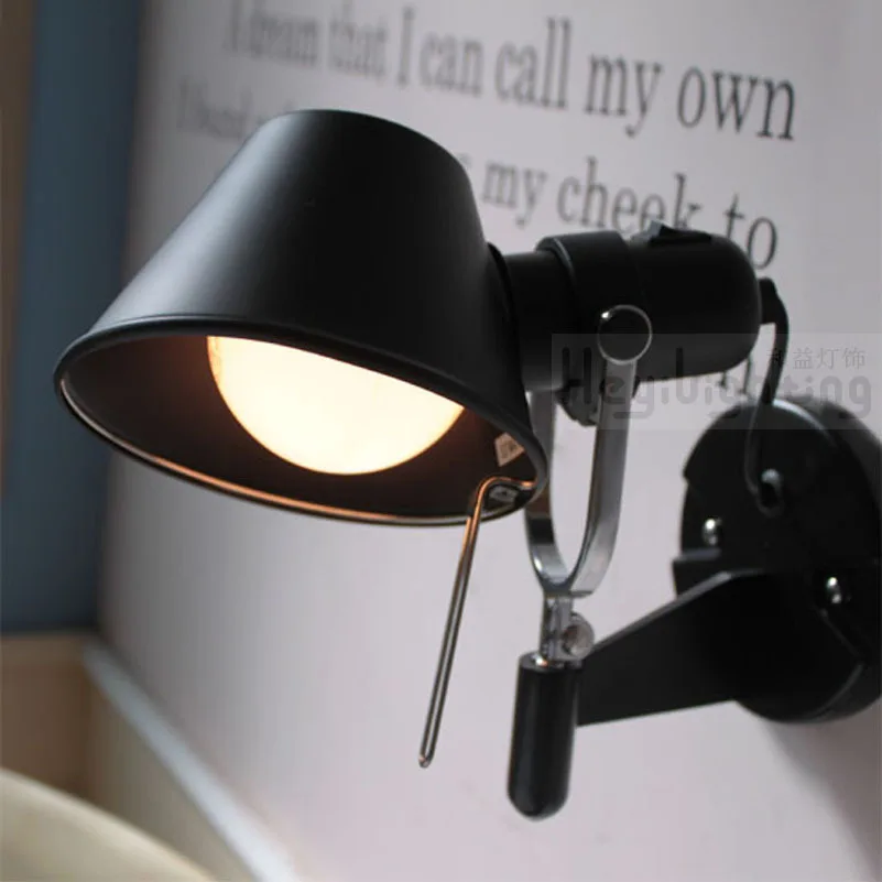 

Simple and stylish modern bedroom wall lamp LED bedside lamp black aluminum multifunction adjustable lamp Specials GY326