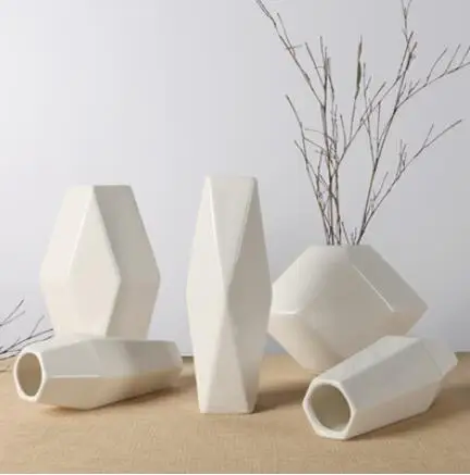 

Ceramic vase geometry vase creative white design with European style and simple personality can fill water