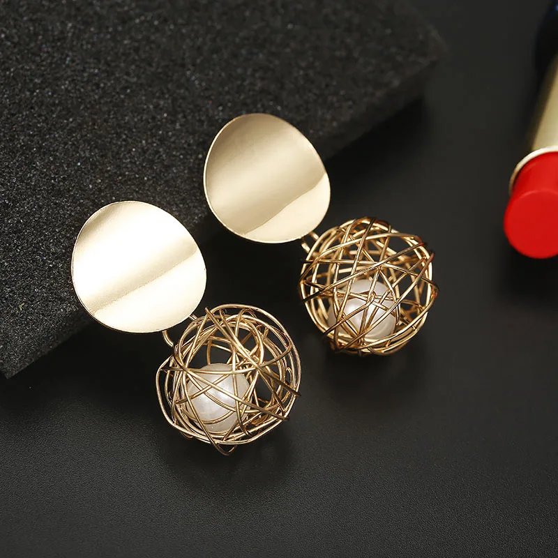 

2018 Modern Stud Earrings For Women Imitation Rattan Round Ball Earrings With Simple Coin Ear Jewelry Gift For Birthday Party