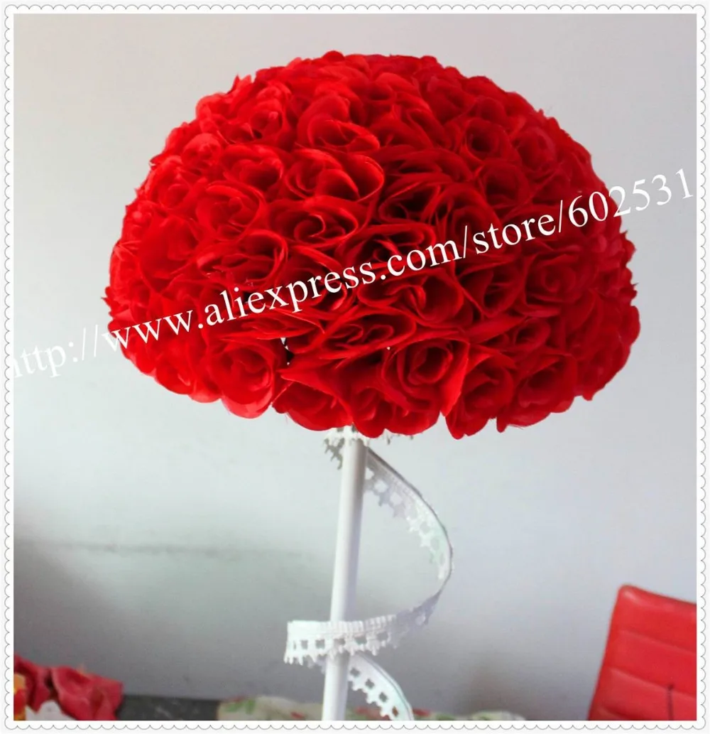 SPR 50cm 2ks / lot svatební hedvábí líbání míč plast vnitřní červený polibek míč-dekorace květin-1ks = 2ks půl míče