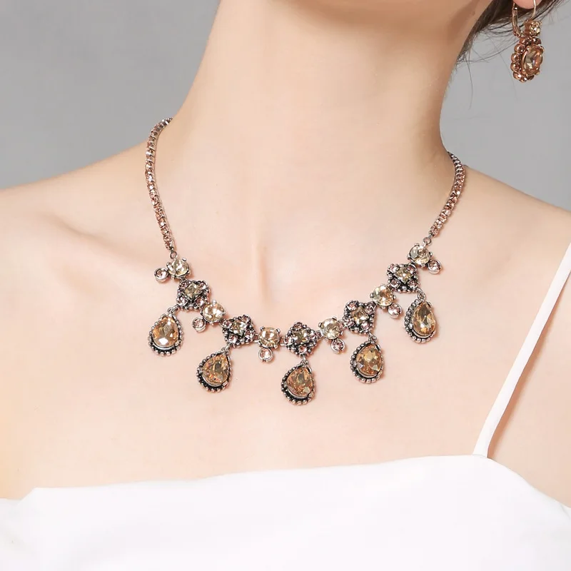 

Joolim 2018 New Summer Statement Collar Necklace